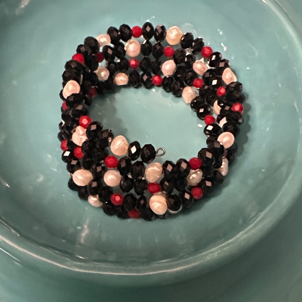 Vibrant Beaded Bracelet Collection Bundle - Picture 8 of 11
